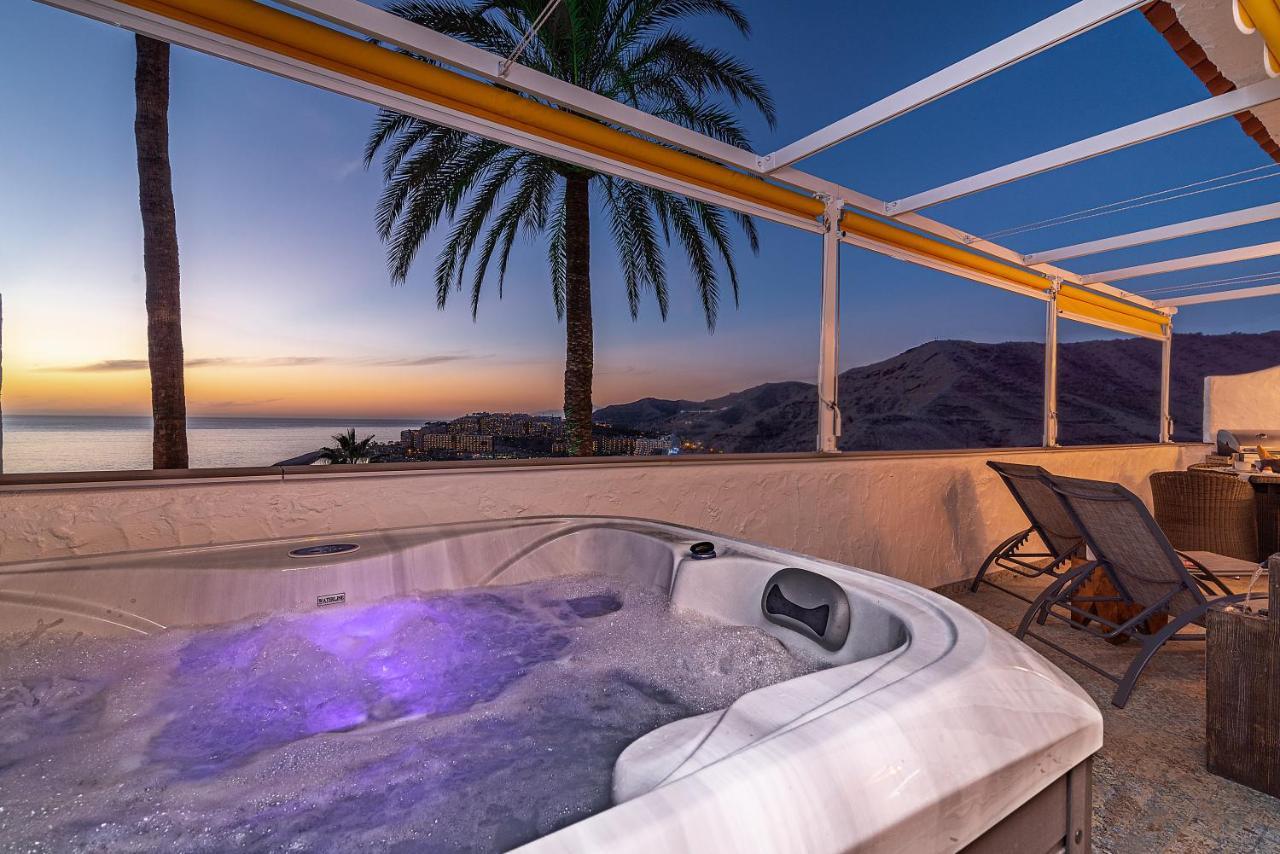 Mogan luxury apartment, sea views, jacuzzi&sauna. Bagian luar foto