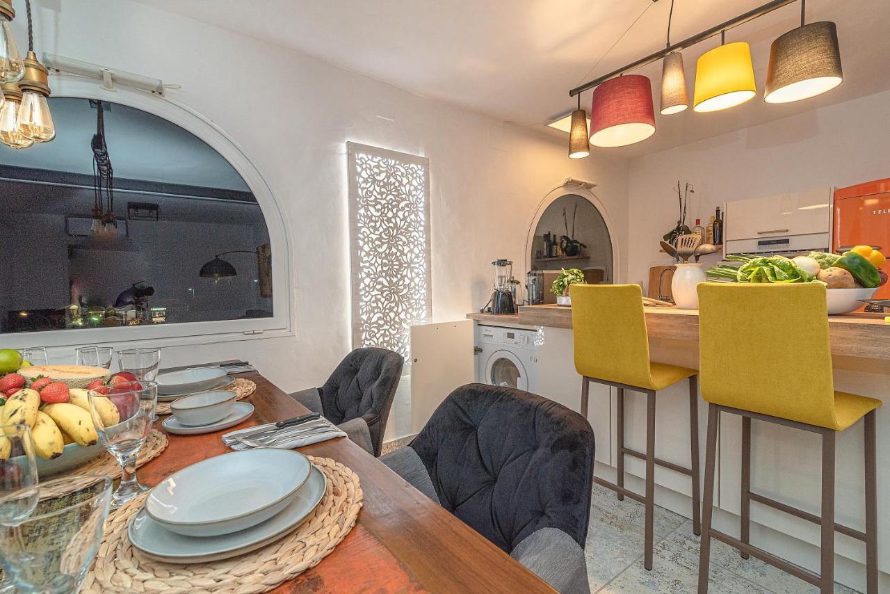 Mogan luxury apartment, sea views, jacuzzi&sauna. Bagian luar foto